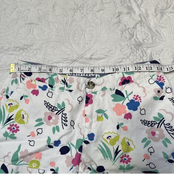 Johnnie B Floral Print Shorts Size 28 - Picture 5 of 8